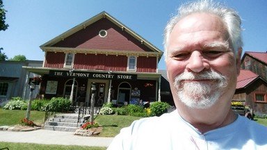 mevtcountrystore6252016_fs.jpg
