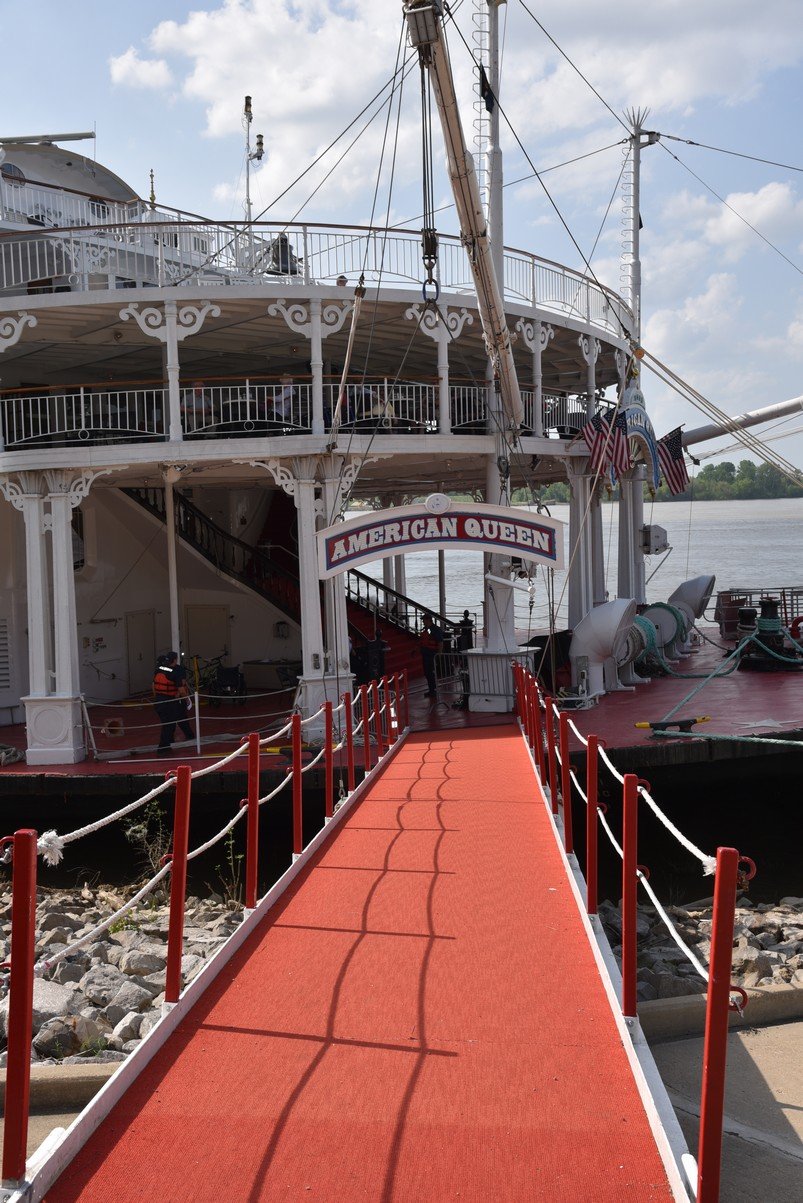 dsc_2301natchezriverboat.jpg