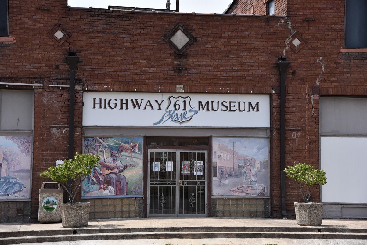 lelandhwy61musicmuseumdsc_4420_fs.jpg