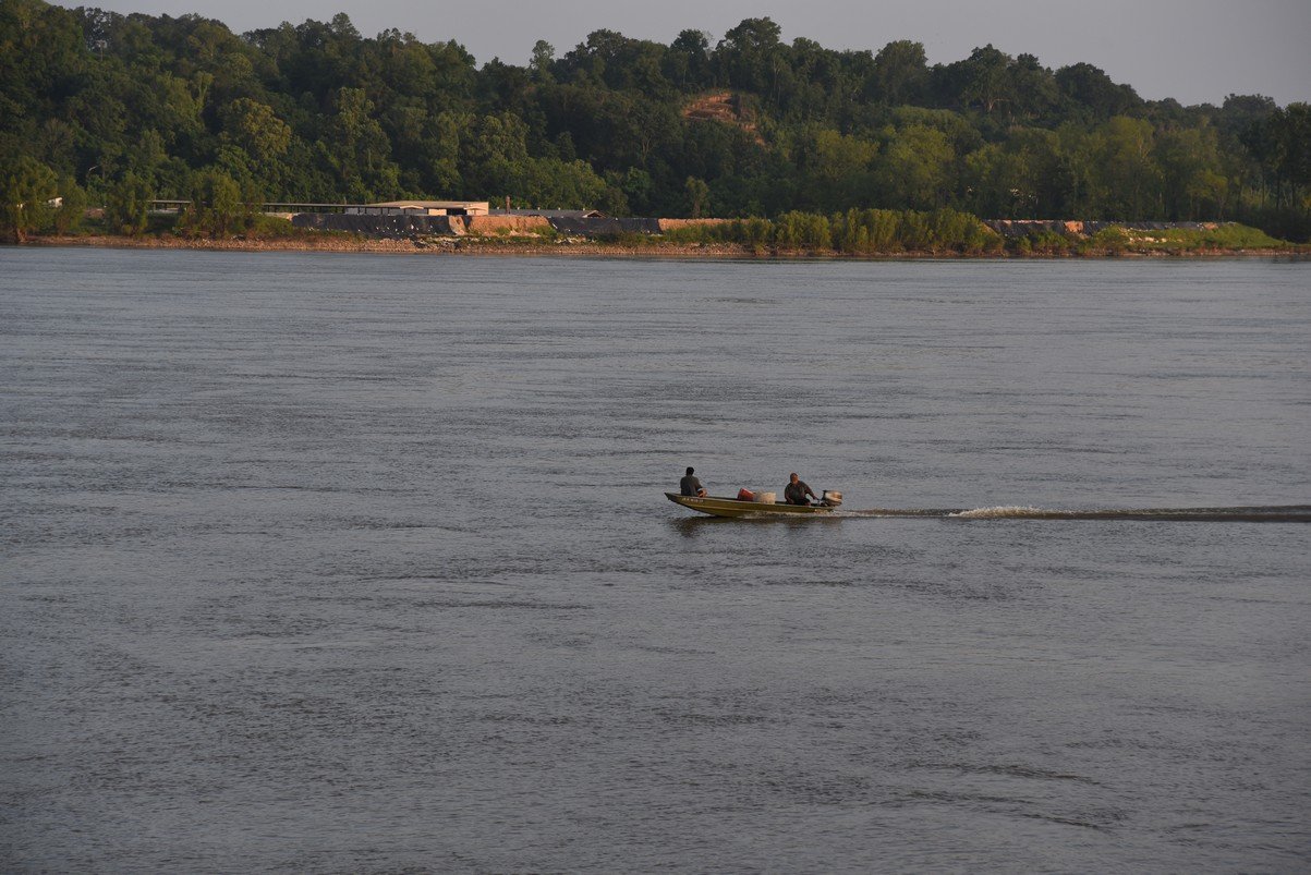 dsc_2320missriver.jpg